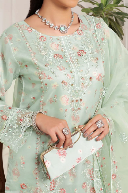 Em saybroidered Organza with Printed Silk Inner & Fancy Clutch